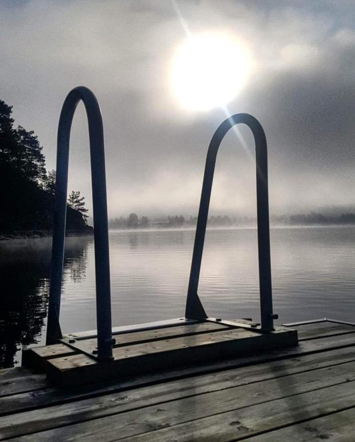 Mysig Timmerstuga Med Braskamin Naera Hovfjaellet Torsby Kültér fotó